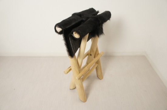 アンティーク調 ホールディングチェア 毛皮張 チーク ハラコ 折畳椅子 黒