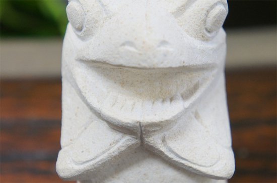 パラス石 石彫り バリ島 アジアン オブジェ 置物 カエル 10cm (口開き)