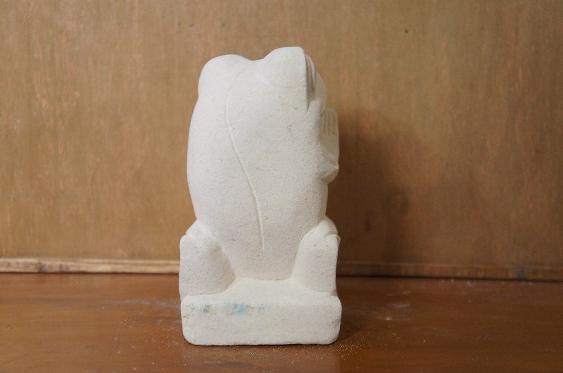 パラス石 石彫り バリ島 アジアン オブジェ 置物 カエル 15cm (お願い右向き)