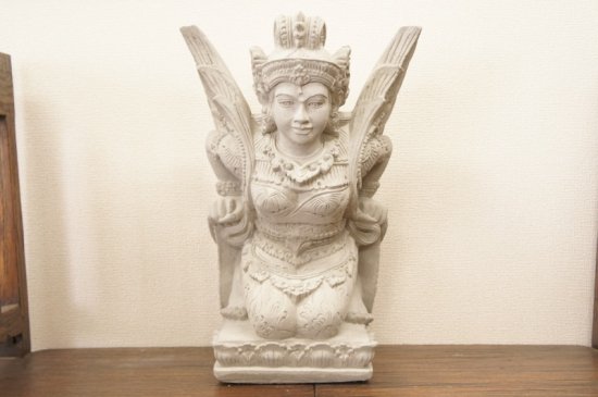 バリ島 女神のガルーダ？ ヒンズー教 ヒンドゥー教 仏像 セメント像 石像 44cm