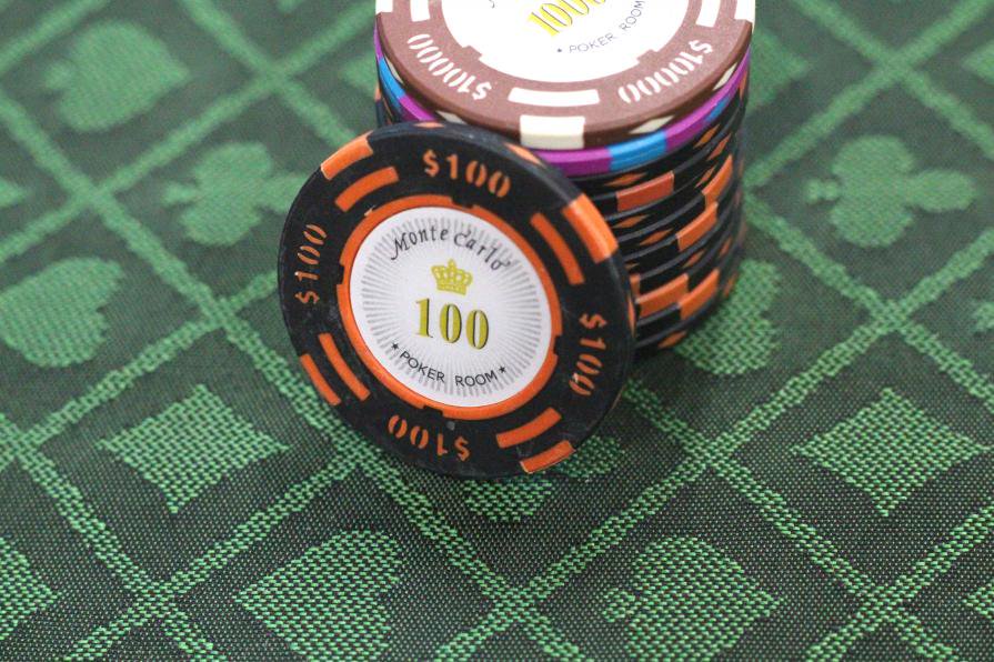 100チップ 25枚セット - ポーカーグッズ・カジノ用品専門店 | レイズシステム
