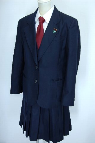 武蔵野女子学院 冬服 校章 制服買取 専門店 摩天楼