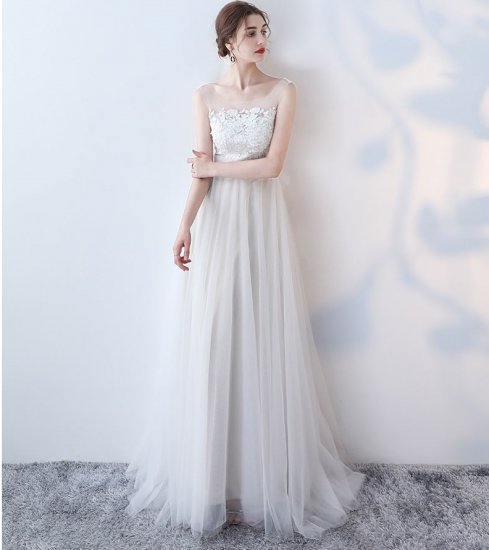 チュール ウェディングドレス 白 二次会 花嫁 カラードレス 大きい