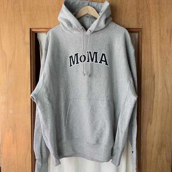 moma hoodie grey