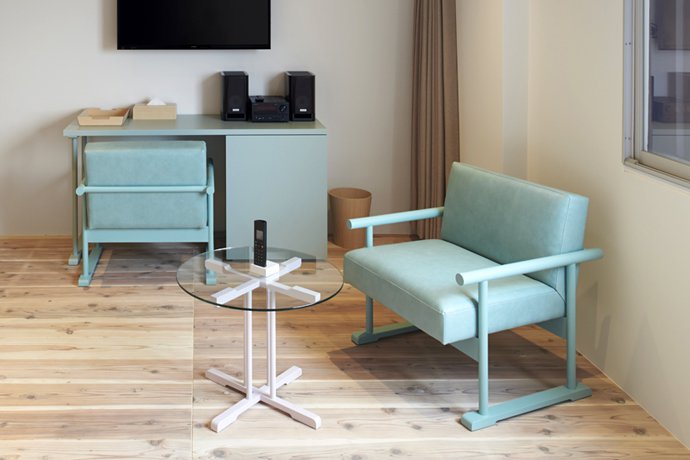 「interior & furniture CLASKA（インテリア＆ファニチャークラスカ）」の「Clogs Sofa（クロッグスソファ）」