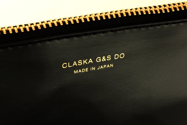 「CLASKA（クラスカ）」のBANK（バンク）フラットポーチ