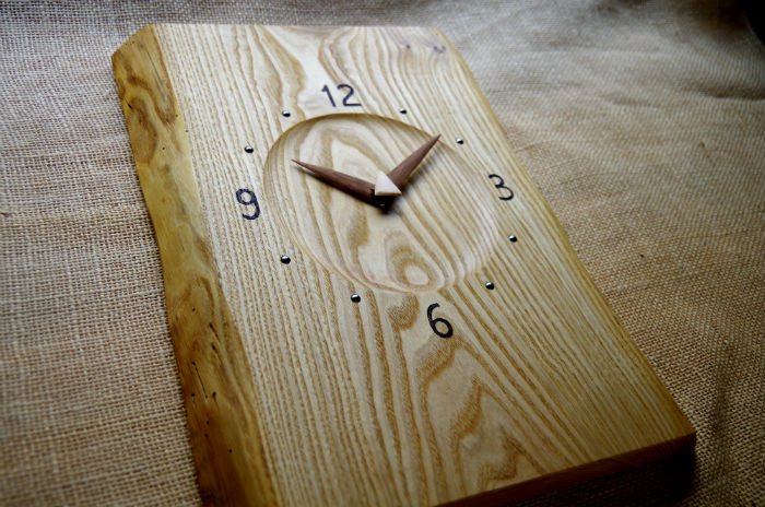 栗の木の時計