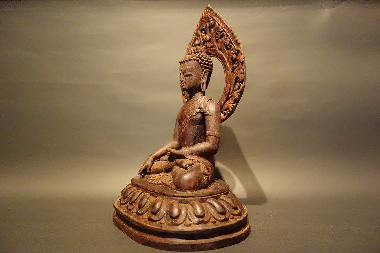 【仏像】釈迦如来 木彫り仏像 23cm【送料無料】
