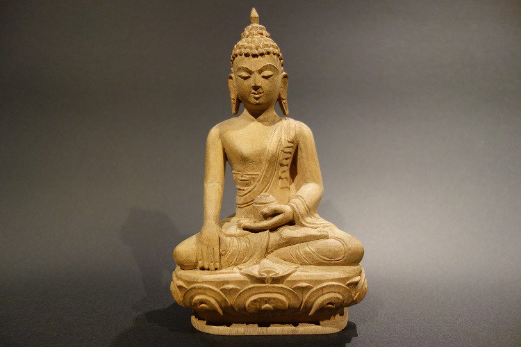 【仏像】釈迦如来 木彫り仏像 15cm【送料無料】