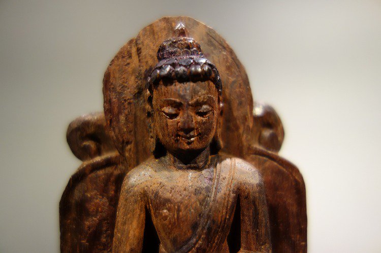 【仏像】阿弥陀如来（アミターバ・アミターユス） 木彫り 本紫檀製 小さな仏像 9cm【送料無料】