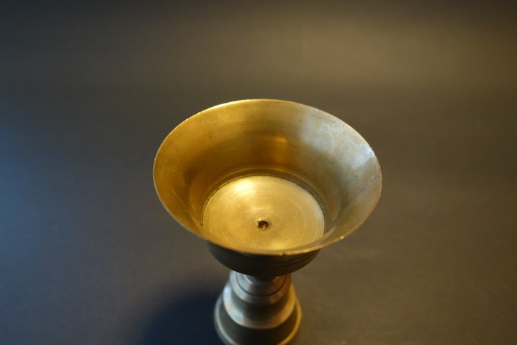 ろうそく立て 燭台 キャンドルホルダー 真鍮製【ネパール工芸品】