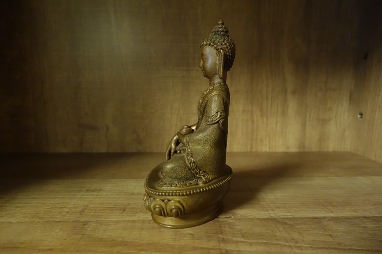 【仏像】釈迦如来 銅製 彫金仕上げ 10.5cm【送料無料】