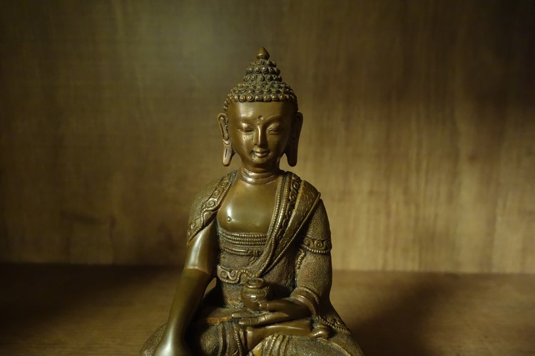 【仏像】釈迦如来 銅製 彫金仕上げ 10.5cm【送料無料】