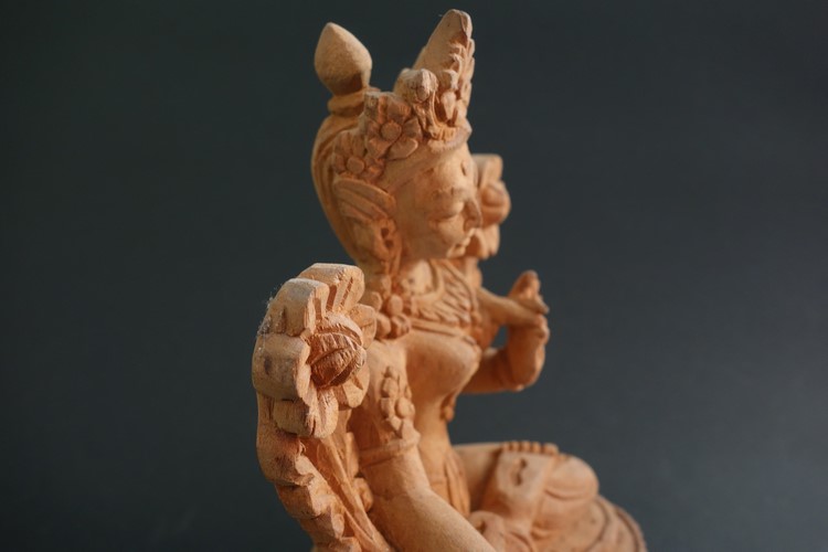 【仏像】白多羅菩薩（ホワイトターラ）木彫り 仏像 16cm【送料無料】