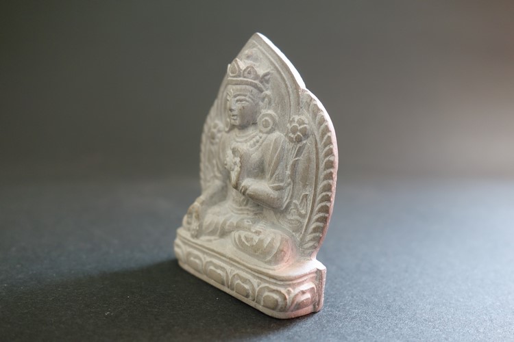【極小仏像】白多羅菩薩（ホワイトターラ）石製 5.5cm【送料無料】