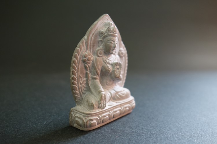 【極小仏像】白多羅菩薩（ホワイトターラ）石製 5.5cm【送料無料】