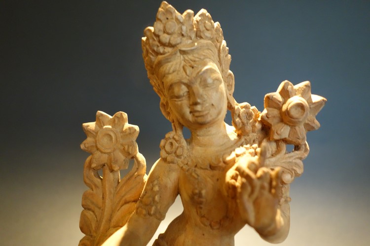 【仏像】緑多羅菩薩（グリーンターラ）木彫り 仏像 15cm【送料無料】
