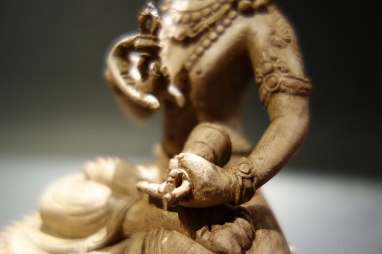 【仏像】金剛薩た（ヴァジュラサットヴァ） 木彫り 19cm【送料無料】