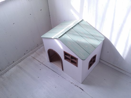 三角屋根のかわいい犬小屋 セミオーダー品