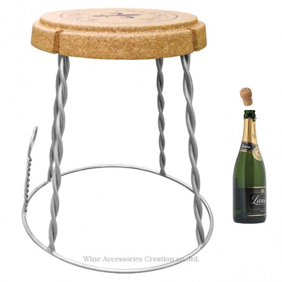 ジャンボ シャンパンチェア＆テーブル シャンパンの王冠と針金の形状をした椅子＆テーブル | ワイン | ワイングッズ | ワイン・アクセサ