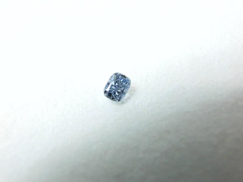 ブルーダイヤモンド ルース D 0.11ct Fancy Intense Blue SI1