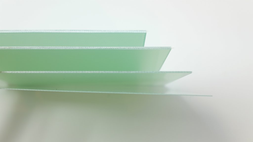 「銅箔なし」ガラスエポキシ板お試しセット100mmｘ150mm 4枚入り -  PCBマテリアルズ-プリント基板用材料(生基板、カット基板）・超硬ドリル販売-