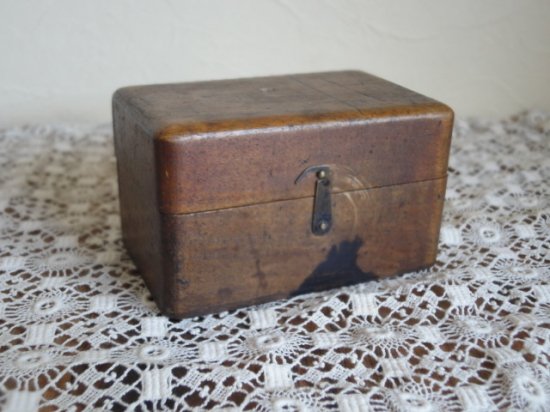 フランスアンティーク 小さな木箱