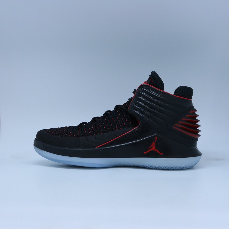 Nike Air Jordan 32 Pf Black University Redナイキ エアジョーダン 32 ブラック ユニバーシティレッド Passover Tokyo