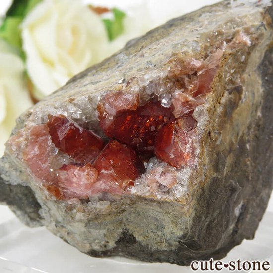 ペルー産 ロードクロサイト（インカローズ）の母岩付き結晶（原石） 123g - cute stone -