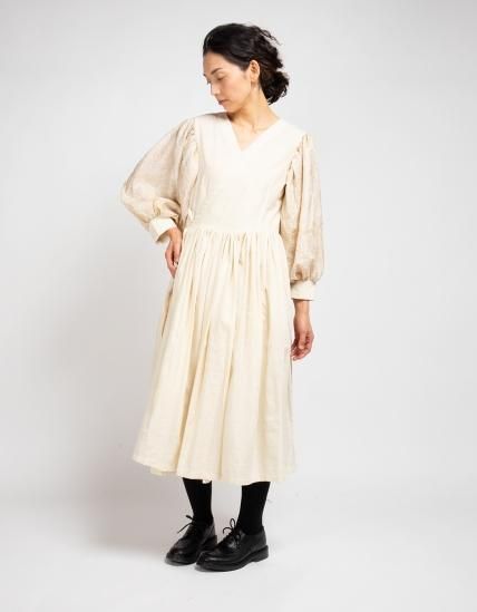 袖カンタ カシュクールパフスリーブワンピース White Nimai Nitai Online Shop