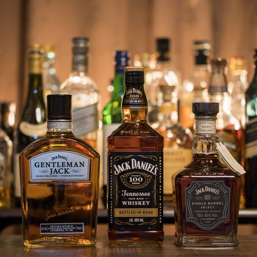 ジャックダニエル蒸留所のテネシーウイスキー飲み比べ ウイスキー量り売り専門通販サイト