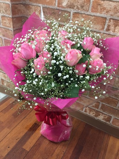 ピンクのバラ２０本とかすみ草の花束 フラワージョワ ネットショッピング