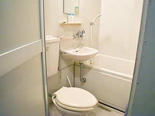 トイレ シャワー室
