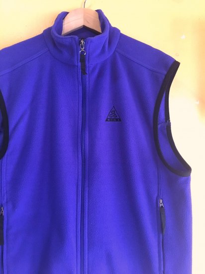 acg fleece vest