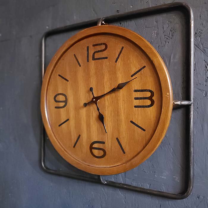 木製・インダストリアル風・ウォールクロック・壁掛け時計 | 旅する
