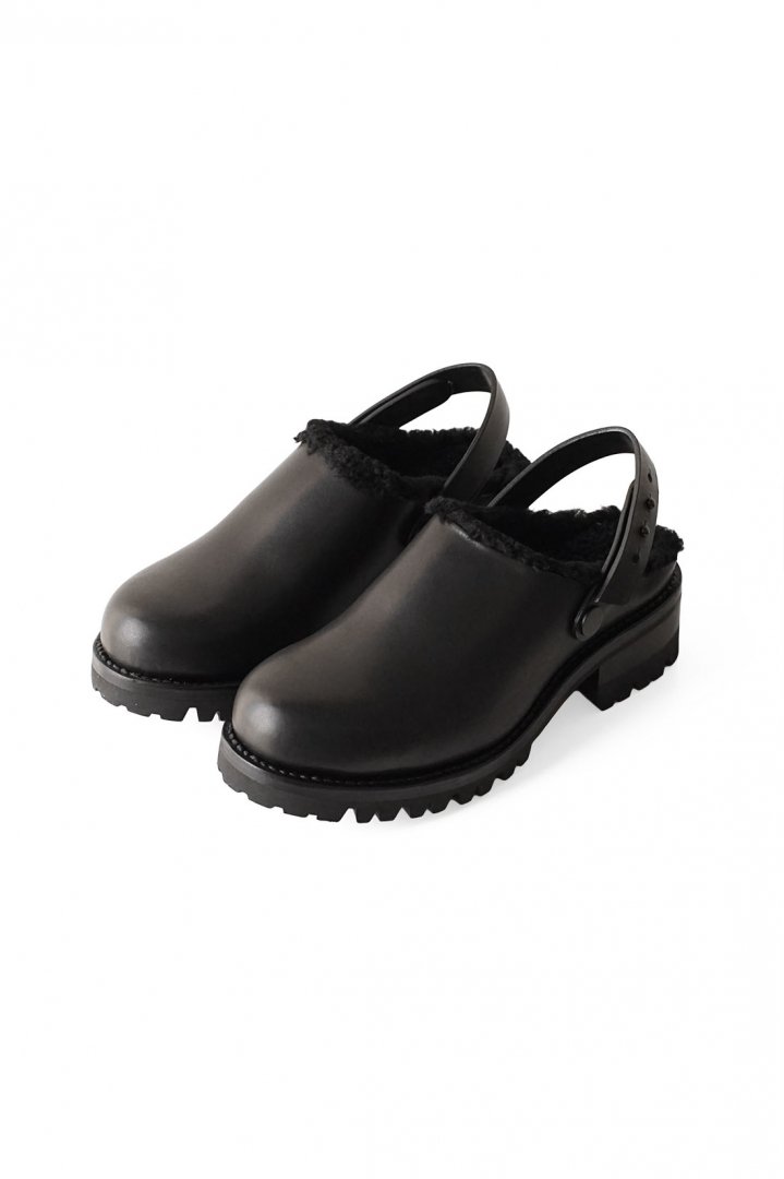 feit shearling clog