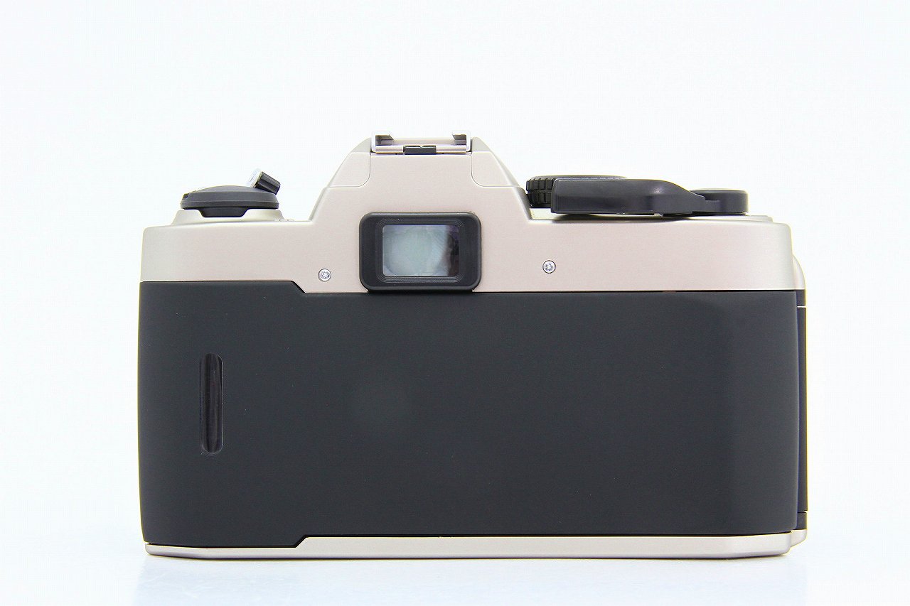 Nikon ニコン FM10 + AI-S NIKKOR 35-70mm F3.5-4.8 - filmcameratokyo