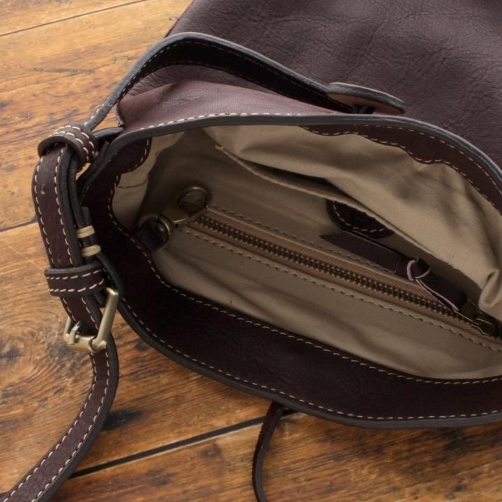 本革｜編込み ダークブラウン 大 ショルダーバッグ おでかけ 帰省 旅行 レザー 本革｜編込み ダークブラウン 大 ショルダーバッグ おでかけ