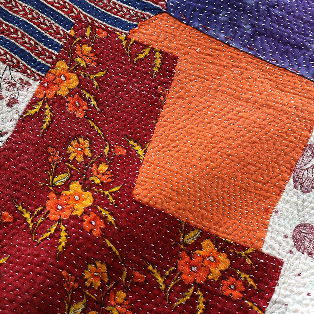 インドの刺し子布 カンタ刺繍（ラリーキルト）トートバッグ