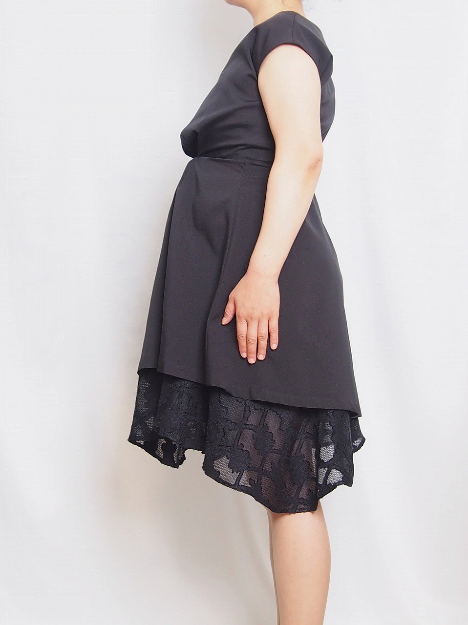 マタニティ用レンタルドレス,妊娠7ヶ月,ブラック,横