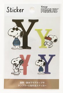 Peanuts Snoopy スヌーピー 貼って剥がせる 耐熱耐水ステッカー スヌーピー ｙ Sc Sticker