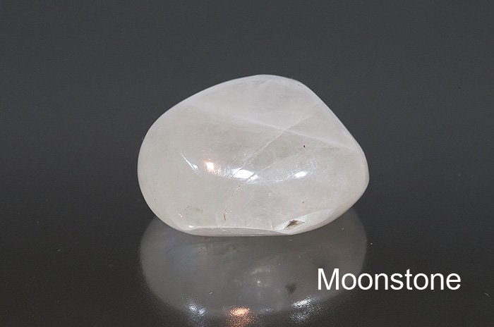 お守り石 ムーンストーン お守り石 タンザニア産 Moonstone 長石