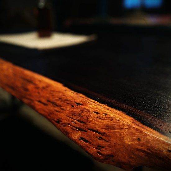 一枚板　ダイニングテーブル　ウエンジ一枚板　大阪