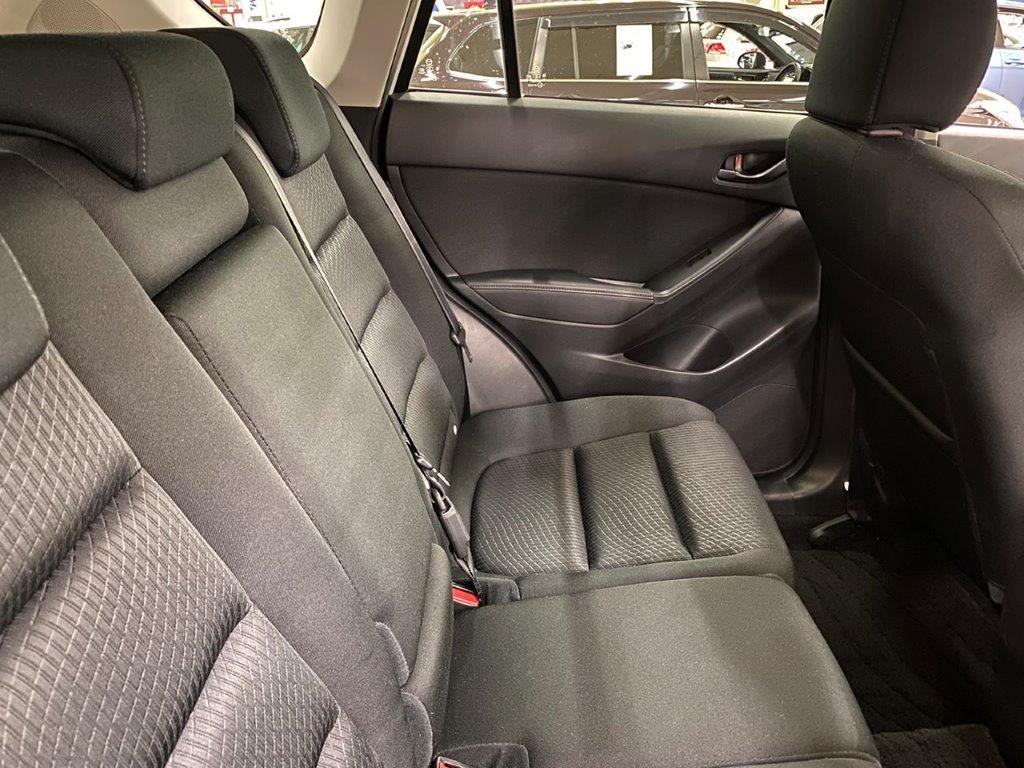 CX-5(2013)の後部座席 角度23° - 『モトリア』公式ショップ(リアシート 