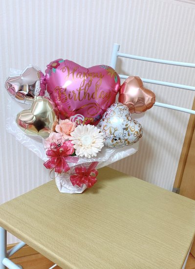 お誕生日用 大人かわいい オシャレな色合いのバルーンギフト Piece Unique バルーンギフト結婚祝いウェディングバルーン 誕生日バルーンギフトならballoon Piece Unique