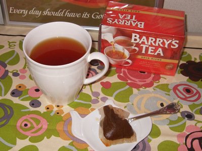 アイルランド紅茶バリーズティーをお楽しみください