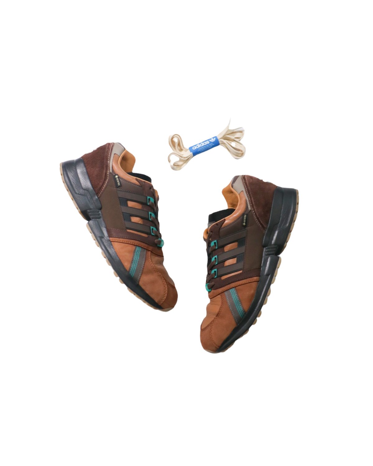 “adidas EQUIPMENT” GORE-TEX Shoes (白紐付き)