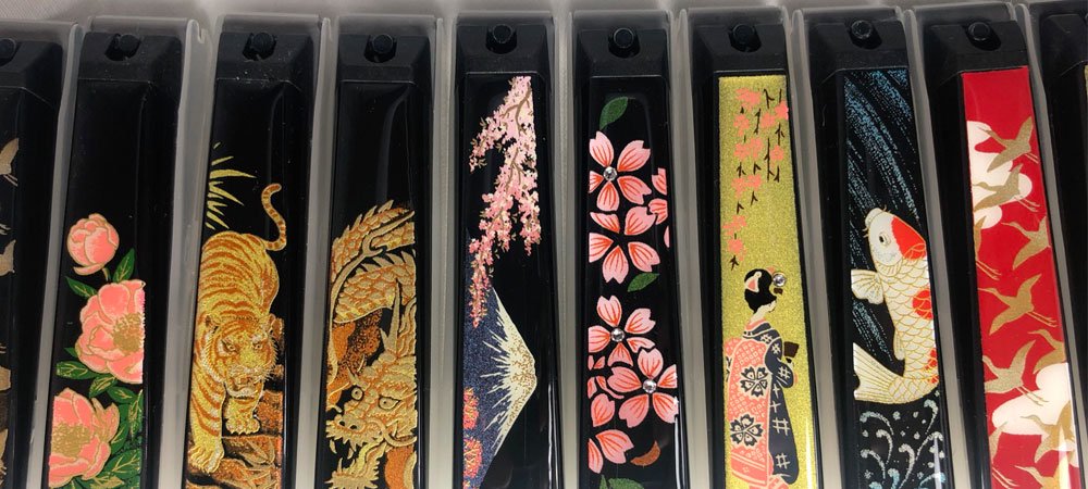 貝印と橋本漆芸の匠の技が詰まったコラボ商品⭐日本の刃物は海外にも人気があるのでプレゼントにも最適です⭐
