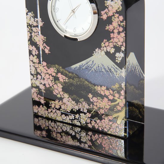 ガラス置時計（富士に桜）の斜め横から見た図
