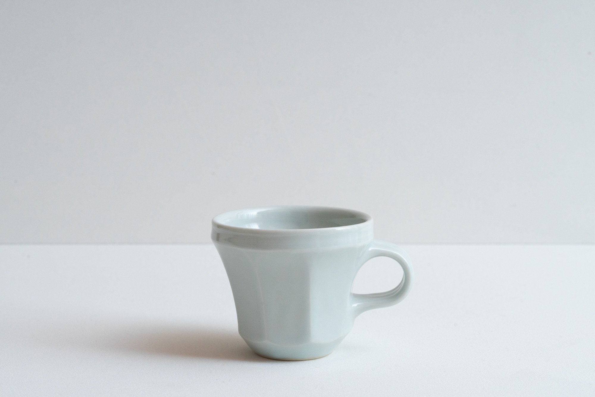 白磁コーヒーカップ
